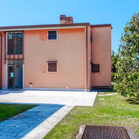 לאזיסה Apartments Blitz - Regarda Travel מראה חיצוני תמונה