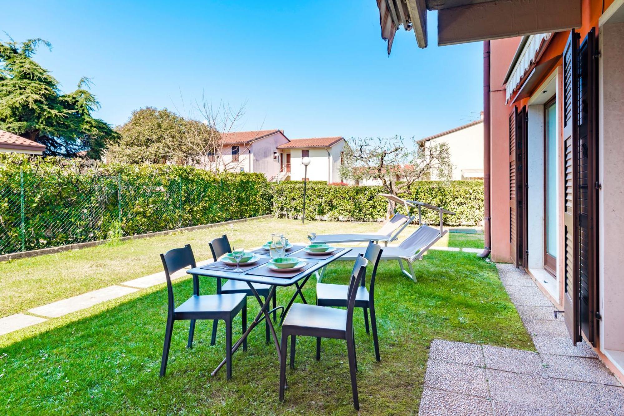 לאזיסה Apartments Blitz - Regarda Travel מראה חיצוני תמונה