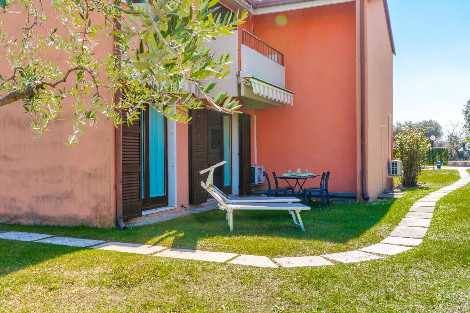 לאזיסה Apartments Blitz - Regarda Travel מראה חיצוני תמונה