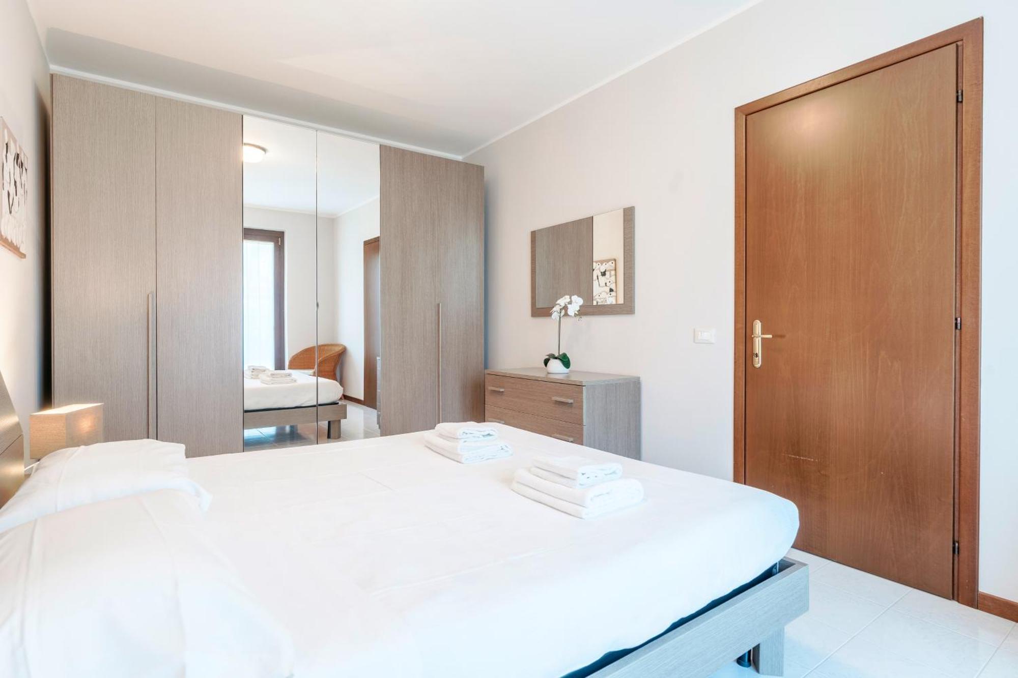 לאזיסה Apartments Blitz - Regarda Travel מראה חיצוני תמונה