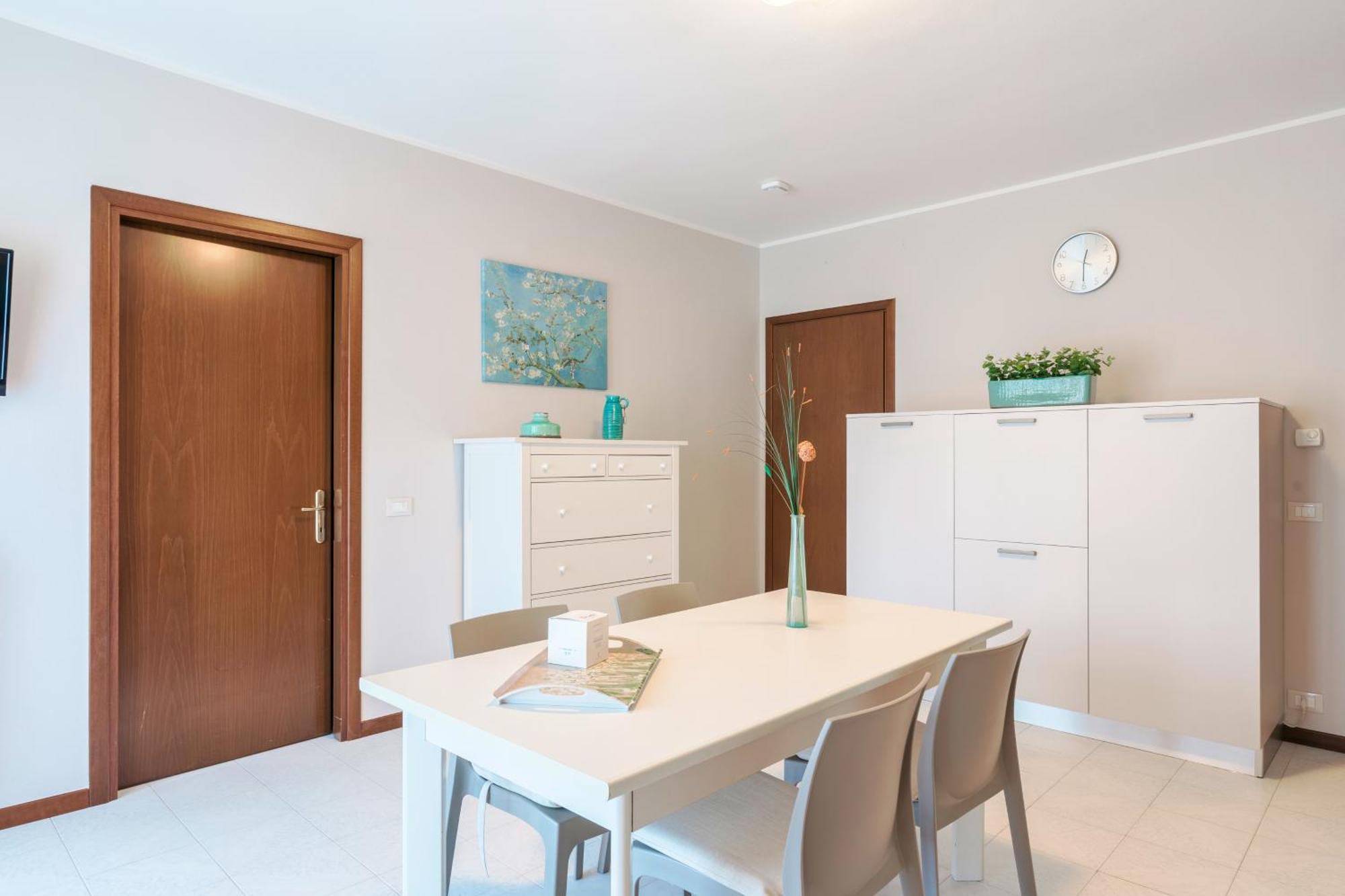 לאזיסה Apartments Blitz - Regarda Travel מראה חיצוני תמונה